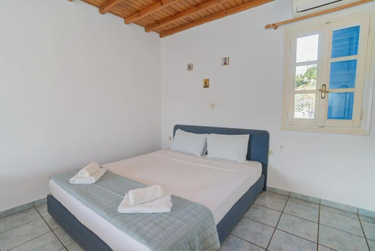 Cycladic Ornos Apt Near Mykonos Town شقة